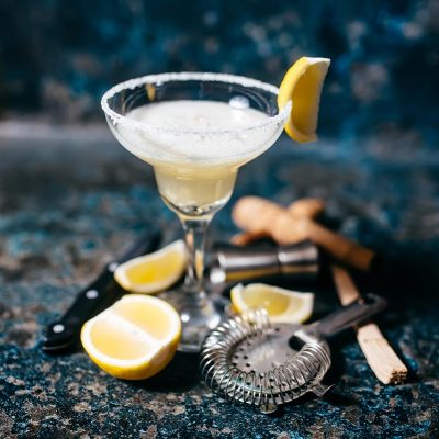 fancy-cocktail-with-lemons-and-vodka-margarita-P3LS7WA
